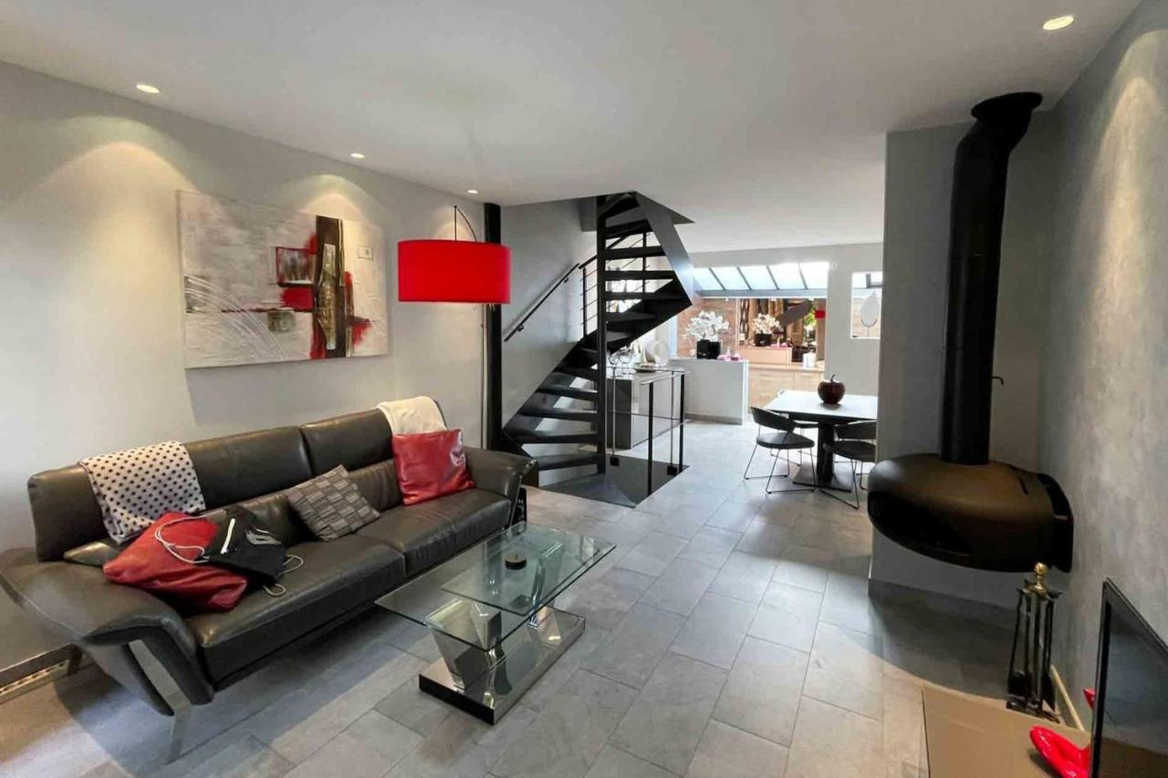 Charming Townhouse With Garden In The City Of Love ปารีส ภายนอก รูปภาพ