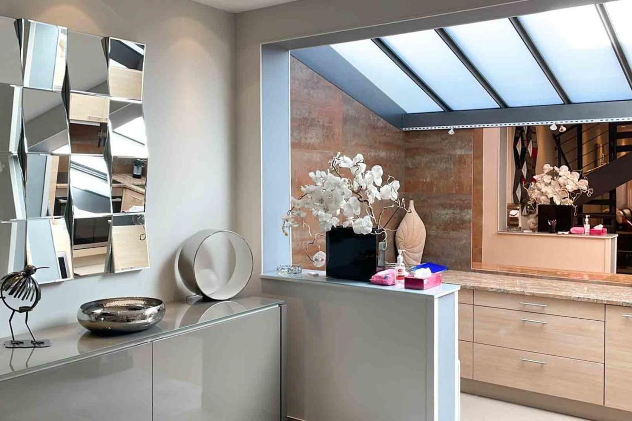 Charming Townhouse With Garden In The City Of Love ปารีส ภายนอก รูปภาพ