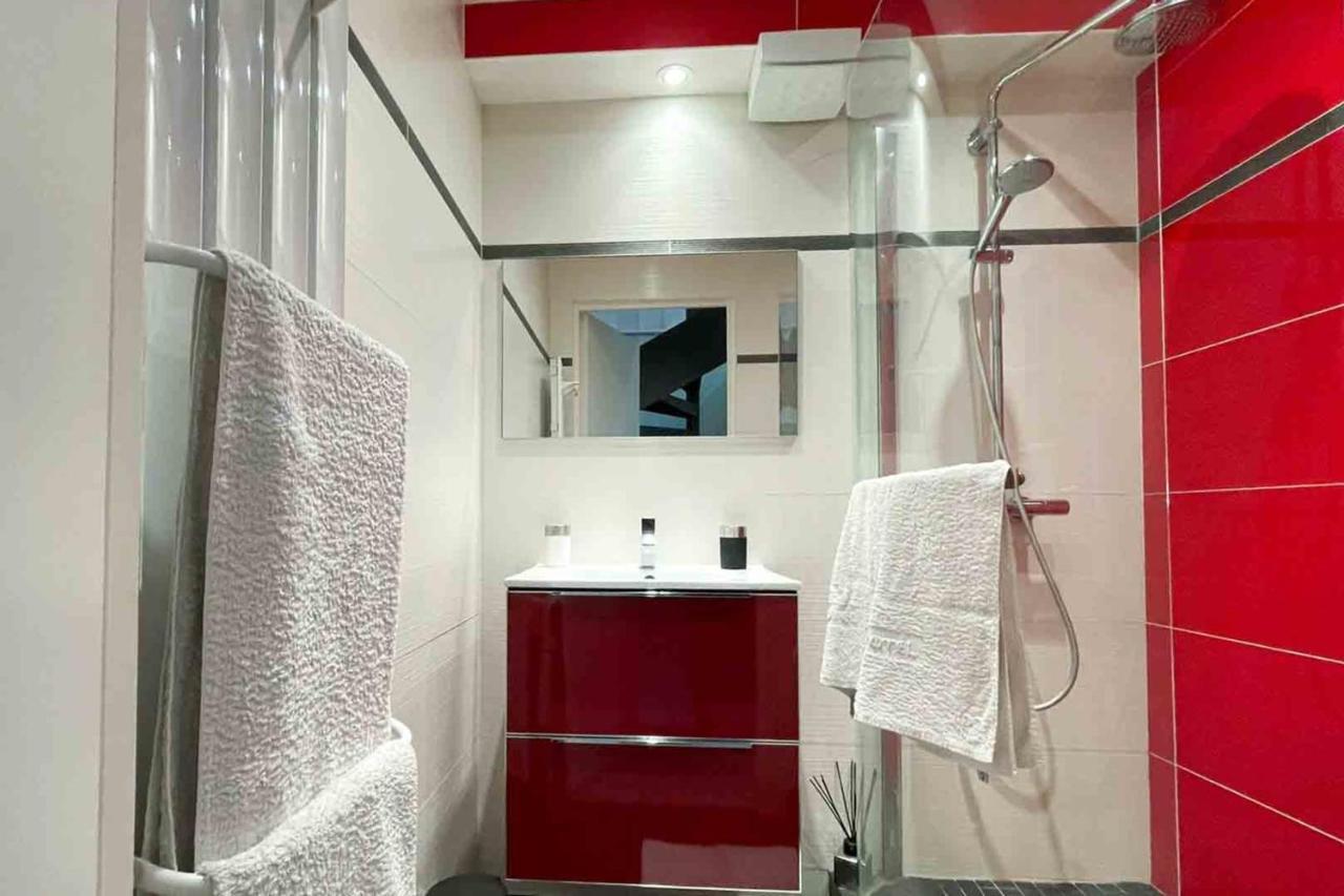 Charming Townhouse With Garden In The City Of Love ปารีส ภายนอก รูปภาพ